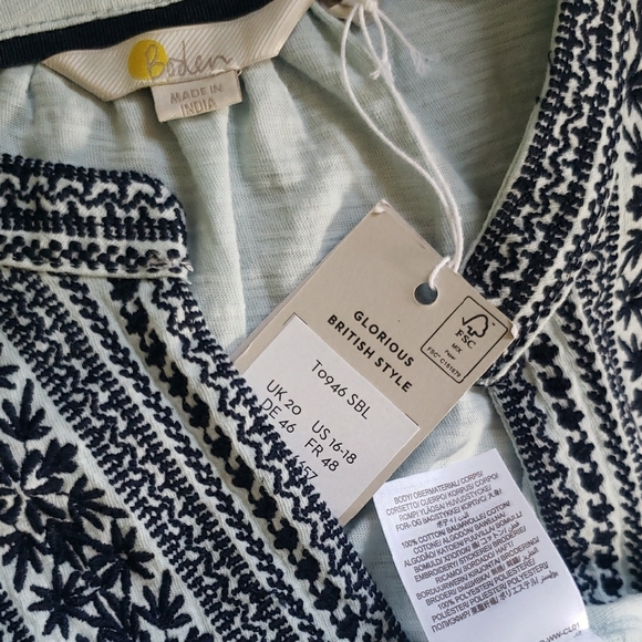 Boden Light Blue Navy Embroidered Boho Blouse Size 16/18 - Picture 5 of 5